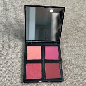 e.l.f. Blush Palette - Dark #83315 - NEW